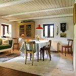 Cozy, In Unspoiled Nature Tatil Evi *
