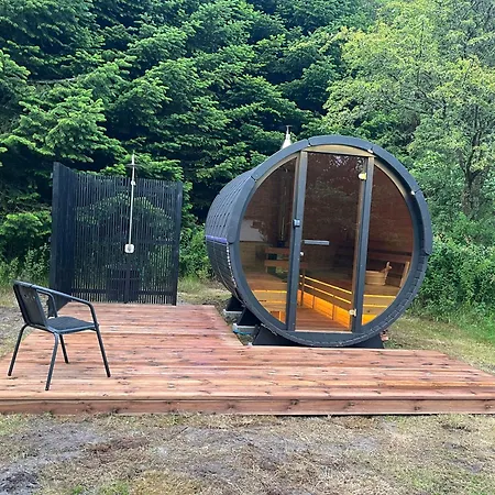 בית נופש Cozy, In Unspoiled Nature