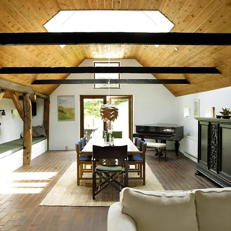 Cozy In Unspoiled Nature *